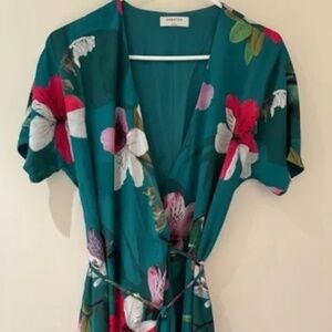 Aritizia Babaton Wallace Wrap Dress Size S